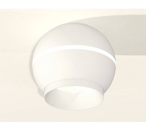 Накладной светильник Ambrella Light XS XS1101010