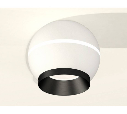 Накладной светильник Ambrella Light XS XS1101011