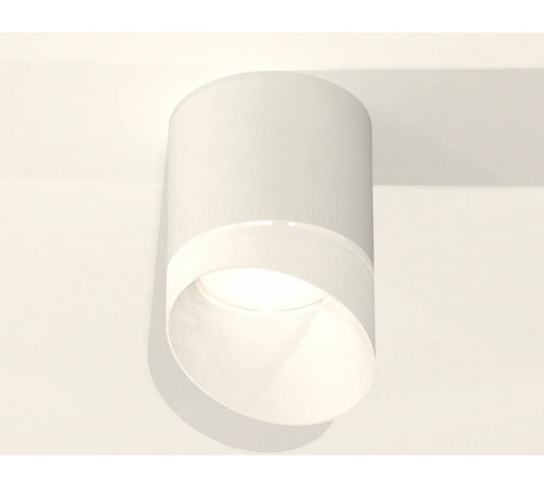 Накладной светильник Ambrella Light XS XS7401046