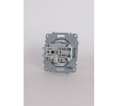 Розетка без заземления, без рамки Elbi Eleсtriс Jazz 607-010200-215