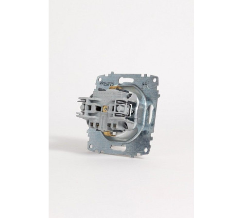 Розетка с заземлением и со шторкой, без рамки Elbi Eleсtriс Zena Vega 609-015600-243