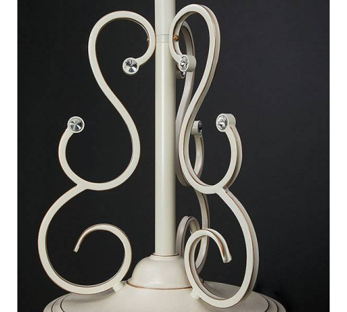 Торшер Eurosvet Etna 12205/3F белый Strotskis