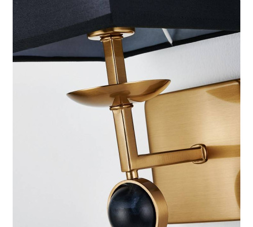 Бра Favourite Diva 2822-1W