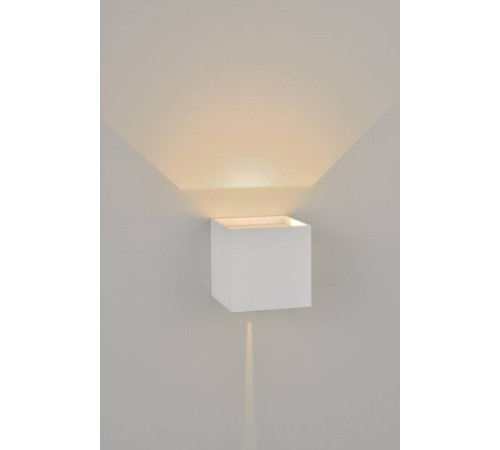 Накладной светильник Lucide Xia 17293/02/31