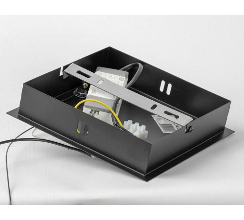 Подвесная люстра Lussole Gilbert LSP-7174