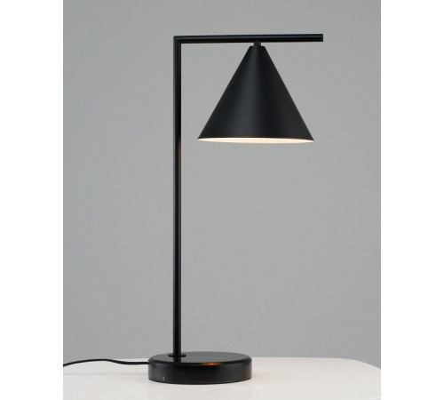 Настольная лампа декоративная Moderli Omaha V11594-1T