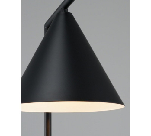 Настольная лампа декоративная Moderli Omaha V11594-1T