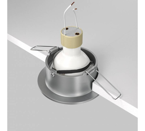 Встраиваемый светильник Maytoni Slim DL027-2-01-S