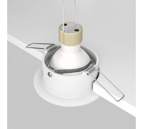 Встраиваемый светильник Maytoni Slim DL027-2-01W