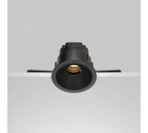 Встраиваемый светильник Maytoni Wise DL057-10W3K-B