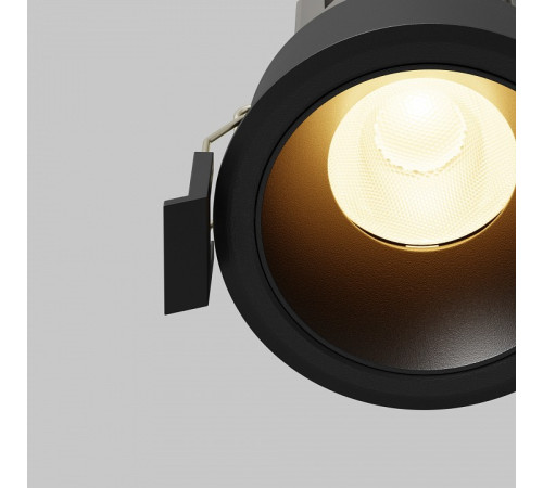 Встраиваемый светильник Maytoni DL115-10W-3K-B