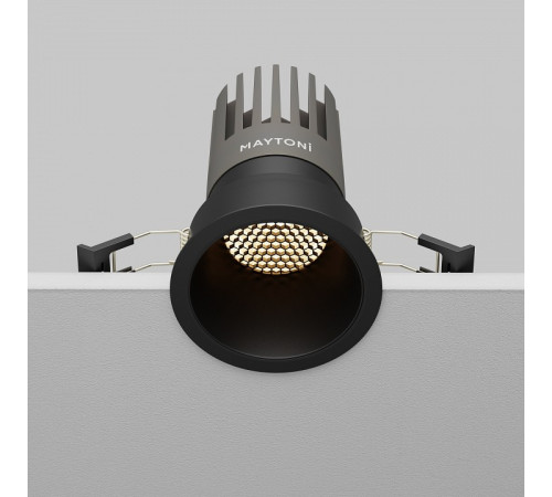 Встраиваемый светильник Maytoni DL118-15W-3K-B