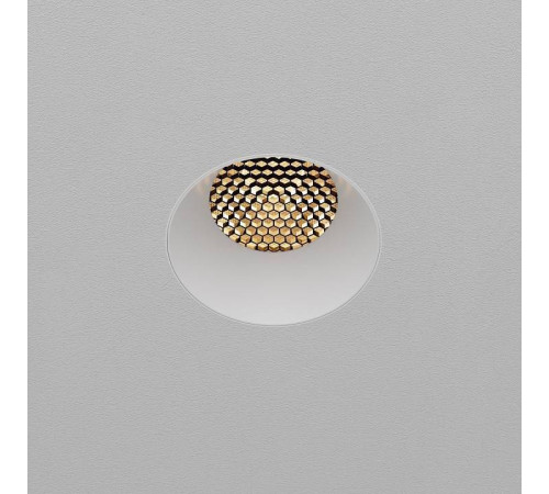 Встраиваемый светильник Maytoni Dip DL121-15W-2.7K-TRS-W