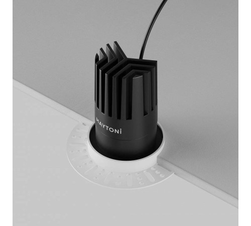 Встраиваемый светильник Maytoni Dip DL121-15W-4K-TRS-B