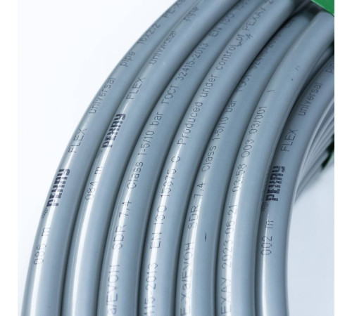 Труба из сшитого полиэтилена REHAU RAUTITAN flex 20x2.8 мм бухта 100 м 11303803100