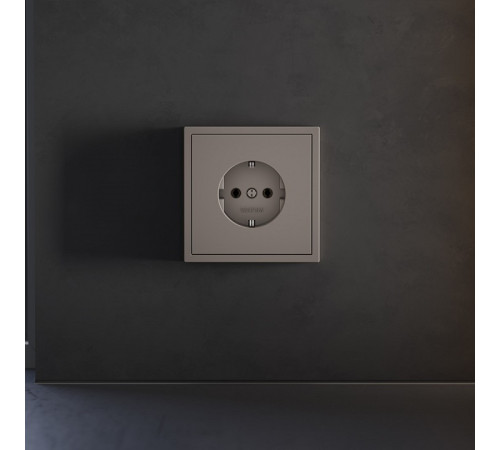 Накладка для розетки с заземлением Voltum S70 VLS000614