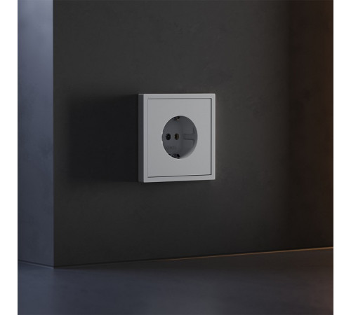 Накладка для розетки с заземлением Voltum S70 VLS000616