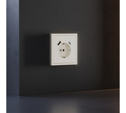 Накладка для розетки с заземлением и со шторками и 2хUSB type A и C Voltum S70 VLS001013