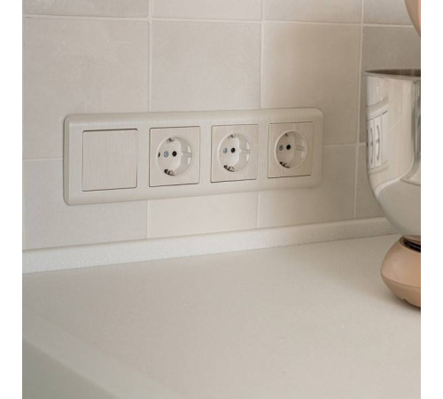 Рамка на 4 поста Werkel Snabb basic 4 W0042113