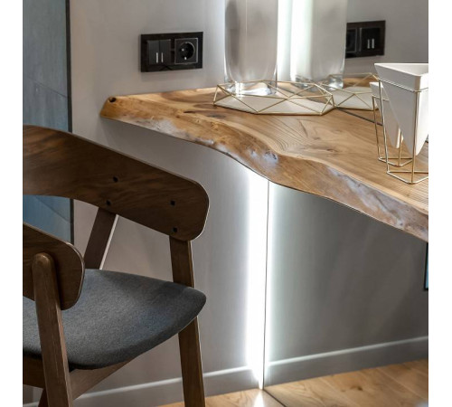 Розетка с заземлением и с шторками, без рамки Werkel Черный матовый W1171108