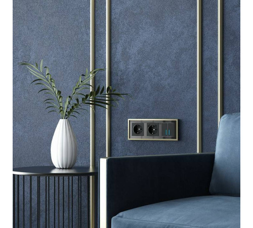 Рамка на 3 поста Werkel Baguette черный/латунь W0032852