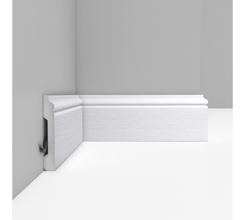 Плинтус напольный DECOMASTER D005-70 ДМ 79х13х2400 мм D005-70 ДМ