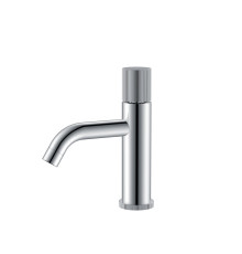 Смеситель для раковины Boheme Stick Linea на 1 отверстие длина излива 13.5 см хром 121-CRCR.3