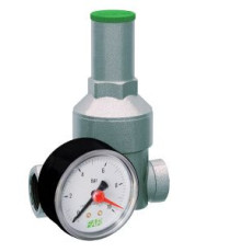 Редуктор давления FAR 1/2 ВР-ВР мембранный хромированный с манометром FA 2855 12