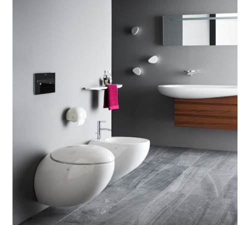 Биде подвесное Laufen Il Bagno Alessi One 58.5x39x35.5 см LLC белый 8.3097.1.400.304.1