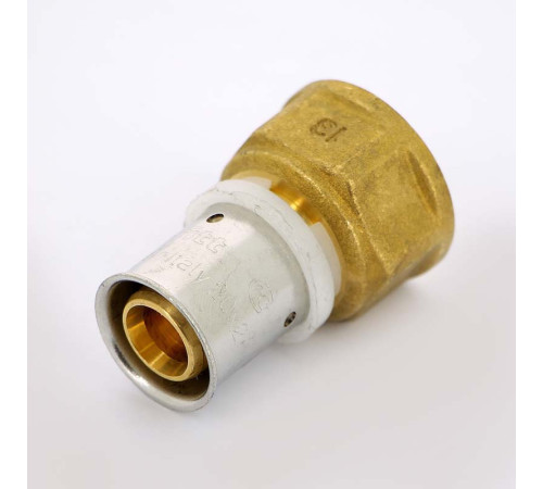 Муфта пресс с внутренней резьбой Uni-Fitt 20x3/4 701G7300