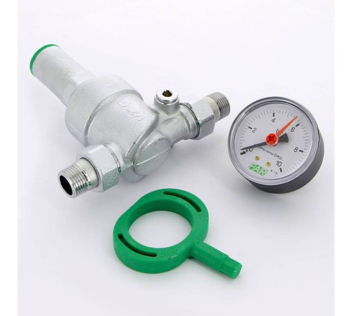 Редуктор давления хромированный FAR 1/2 НР-НР с манометром FA 2815 12