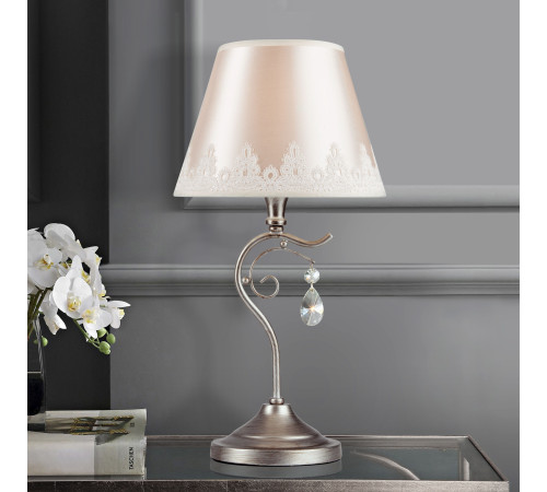 Классическая настольная лампа 01022/1 серебро