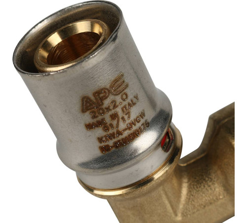Угольник-переходник STOUT 20x1/2 внутренняя резьба пресс SFP-0010-001220
