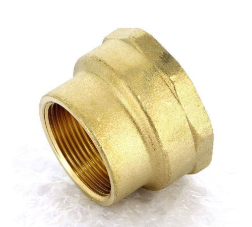 Муфта латунная Uni-Fitt 2 x 1 1/4 дюйма ВР-ВР 602G7500