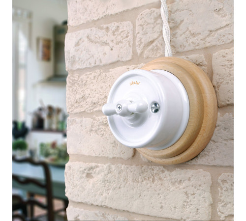 Выключатель на 4 положения двухклавишный белый ретро W5620001