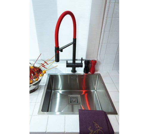 Смеситель для кухни Omoikiri Kanto-GM выдвижной излив под фильтр вороненая сталь 4994013