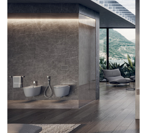 Гигиенический комплект Bossini Apice с лейкой, держателем и шлангом черный матовый CE4002.073