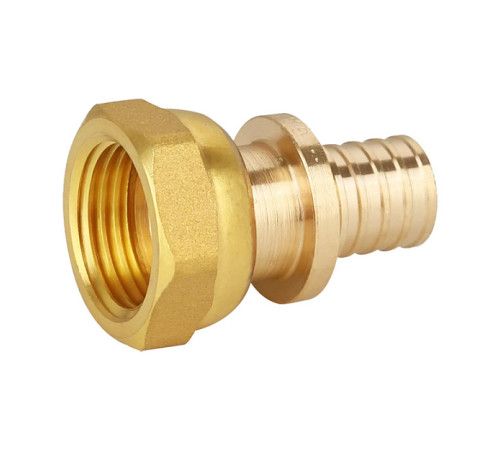 Переходник аксиальный латунный Gappo 25х3/4 с накидной гайкой G1309