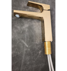 Смеситель для раковины Hansgrohe Metropol 110 Push-Open золотой 32507990