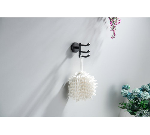 Крючок тройной Aquanet БЕТТА матовый черный AQ4632MB