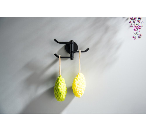 Крючок тройной Aquanet БЕТТА матовый черный AQ4632MB