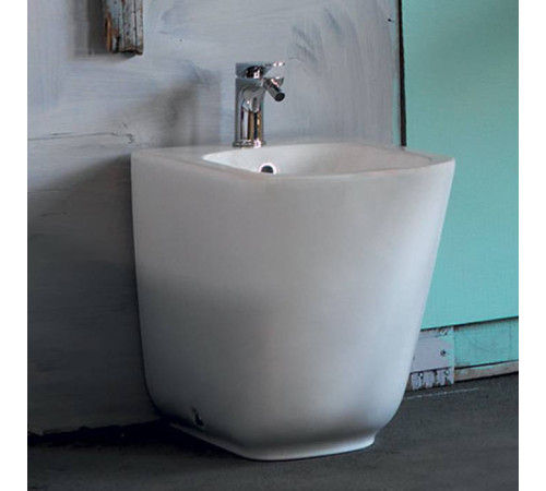 Биде напольное пристенное Kerasan Tribeca 54х35 см с креплением WB5N белый матовый 512030