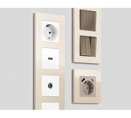 Рамка на 4 поста Ambrella Volt Qubi AF250304