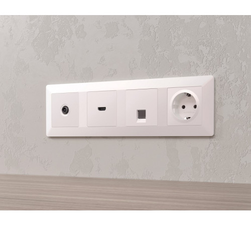 Накладка для розетки с заземлением и со шторками Ambrella Volt Quant AP2070