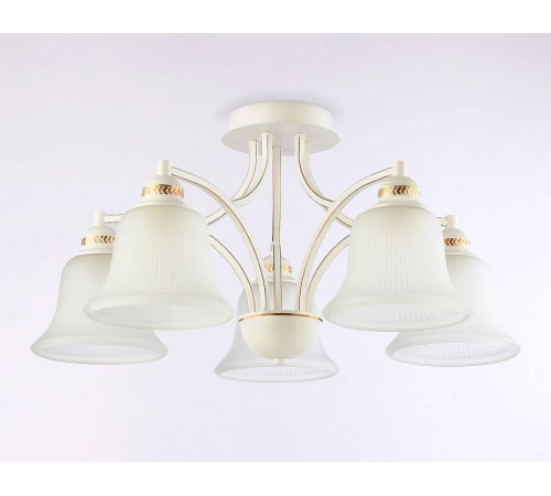 Потолочная люстра Ambrella Light TR TR3050