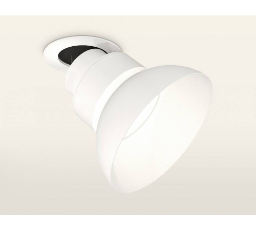 Спот Ambrella Light XM XM8101600