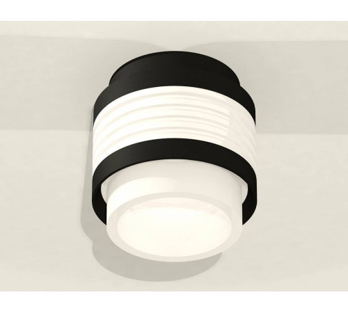 Накладной светильник Ambrella Light XS XS8432001