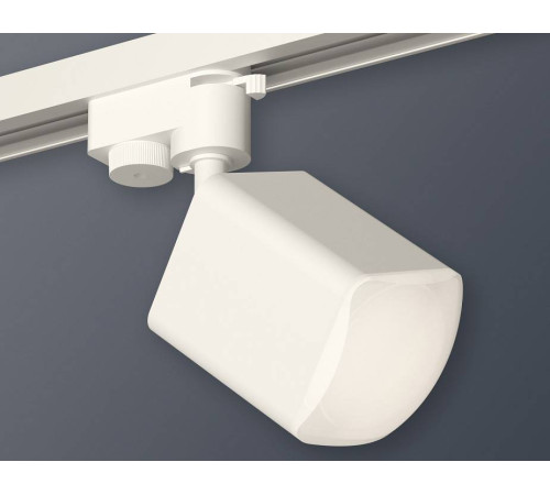 Светильник на штанге Ambrella Light XT XT7812023