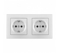 Розетка с заземлением и со шторкой Arte Milano SET06-2 SET06-2-40-1x2 silver