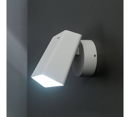 Бра CITILUX Норман 1 LED 6 Вт CL533410N